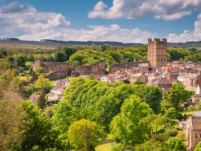 Richmond Castle skyline and market town of Richmond, on the banks of River Swale, North Yorkshire Dales